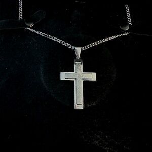 Kay Jewelers Stainless Steel Cross Pendant Necklace w/ Diamond